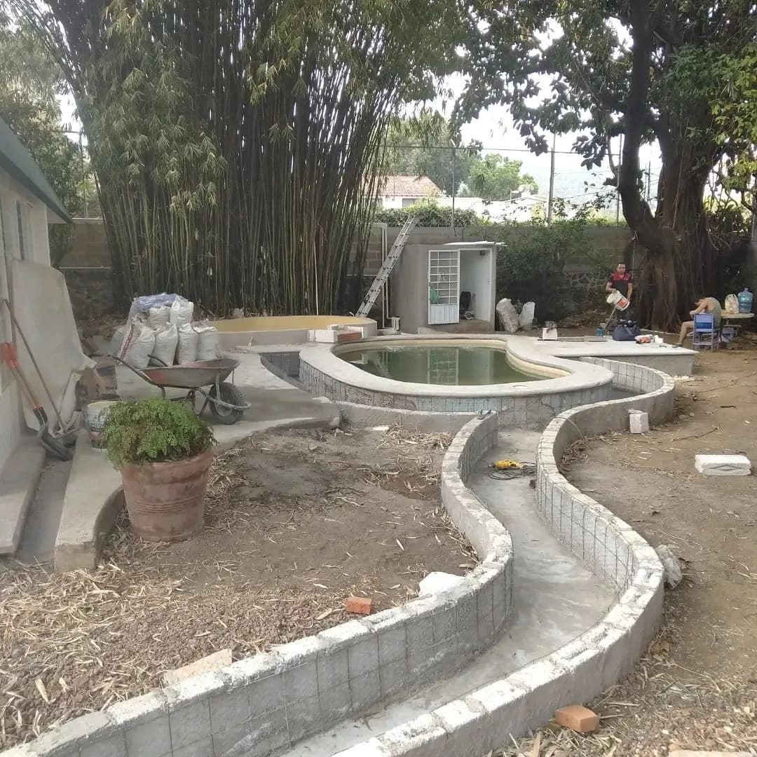 Biopiscina rectangular con playa - 7