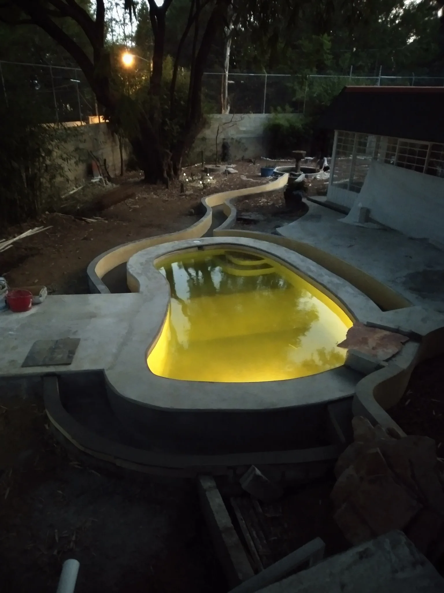 Biopiscina rectangular con playa - 16