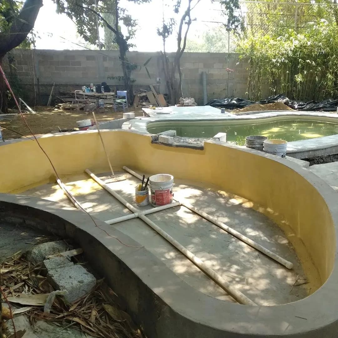 Biopiscina rectangular con playa - 18