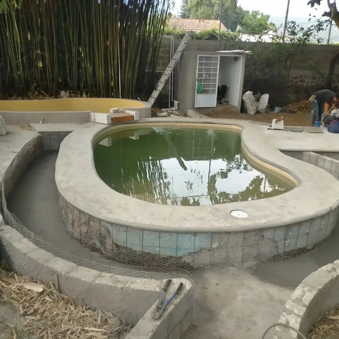 Biopiscina rectangular con playa - 22